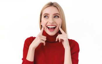 How To Choose The Right Dental Clinic Or Whitening System For Safe, Effective Results